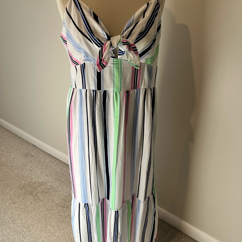 LOFT Cream and Subtle Multicolor Fabric